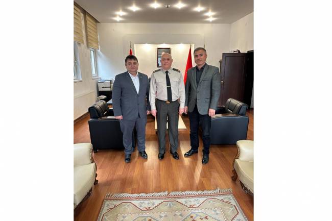 Genel Maden İşçileri Sendikasından Tuğgeneral Üstün'e Nezaket Ziyareti