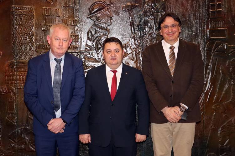 Industriall Avrupa Ve Industriall Küresel Sendikalar Birliklerinden Gmis'e  Ziyaret
